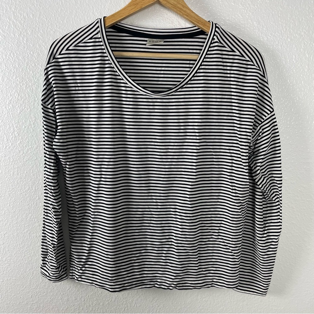 Soma Womens Top Size XS Scoop Neck Long Sleeve Knit Stretch Basic Drop Shoulder